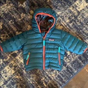 Patagonia infant hooded down sweater jacket